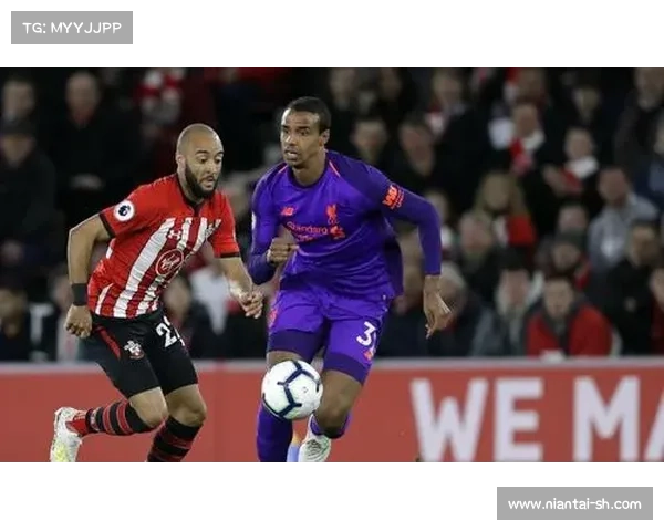 在冬窗转会谜团与关键时间节点下深度还原足球转会幕后全景故事录