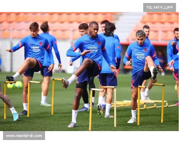 如何在面对差距时激发球队斗志并保持战斗精神